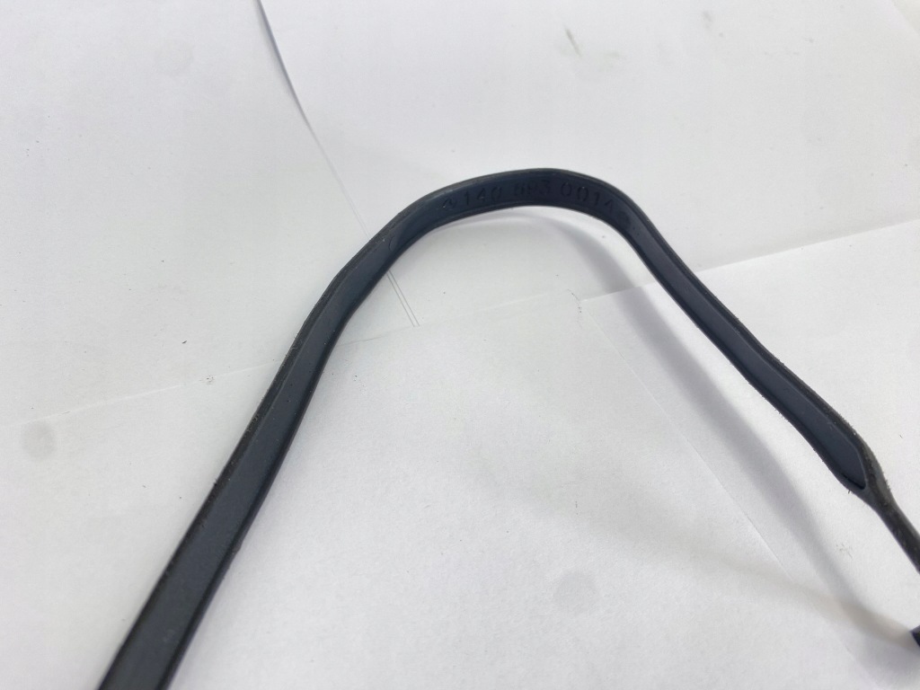 Ремінь пластик багажника mercedes w140 1406930014 Ціна