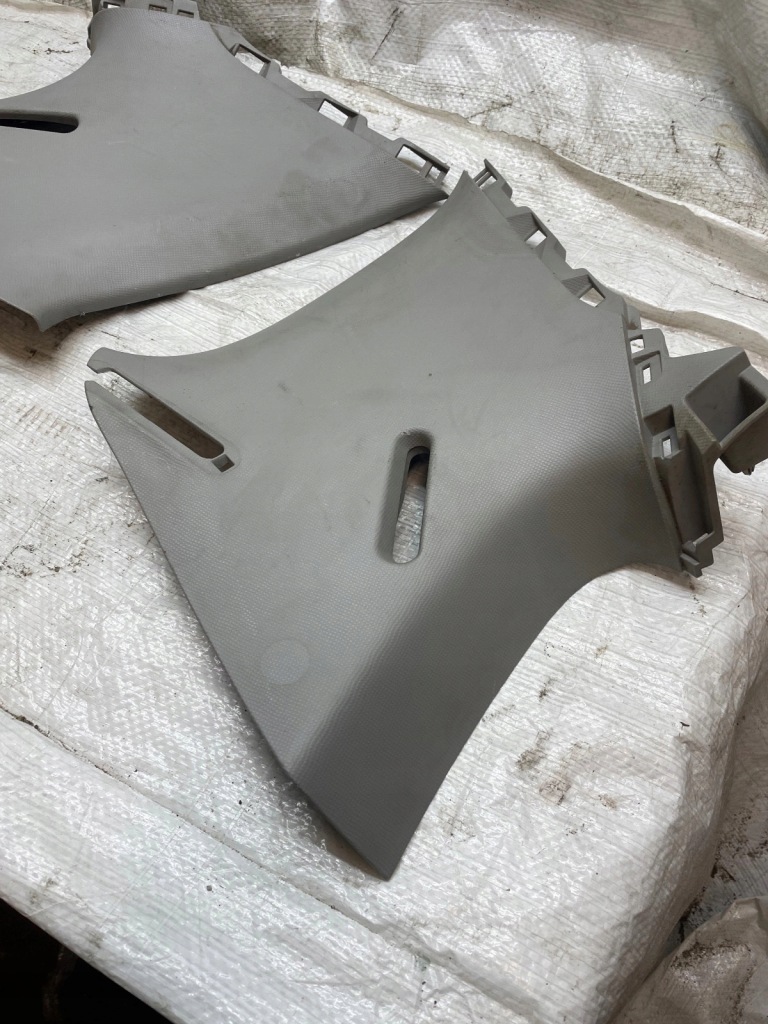 фото №3, Toyota yaris ii 3d обшивка захист стійка задня правий лівий