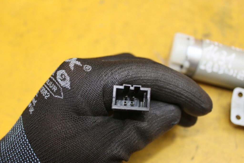 фото №6, Моторчик сиденье правый перед a8 d3