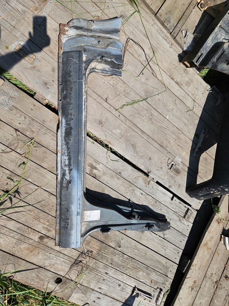 фото №1, Порог ze стойка левый bmw e30 оригинал wycięty