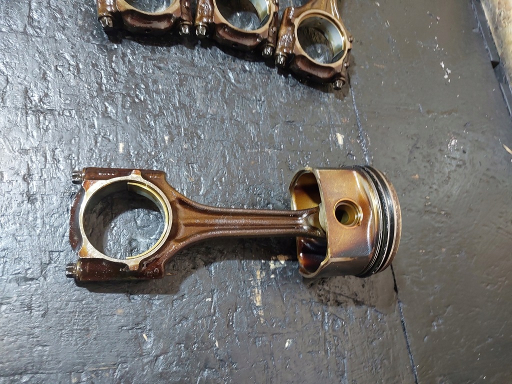 фото №5, Поршень шатун vw passat b5 1.8t awt 150km