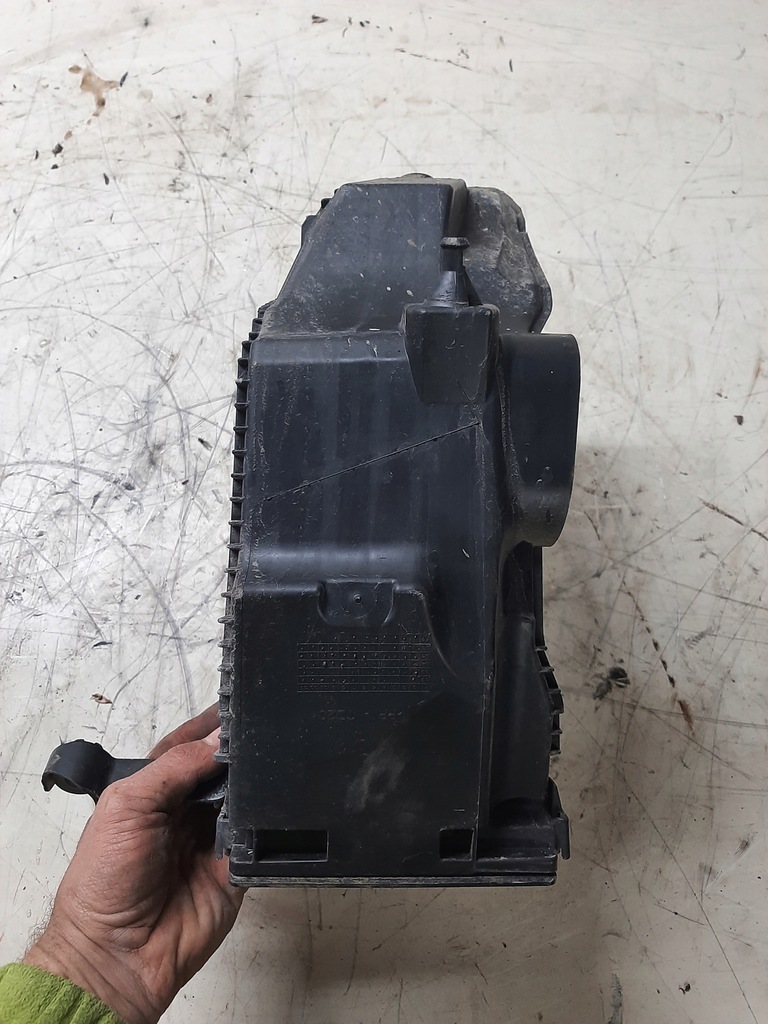 фото №4, Корпус фильтра воздуха dacia sandero logan ii 0.9 tce