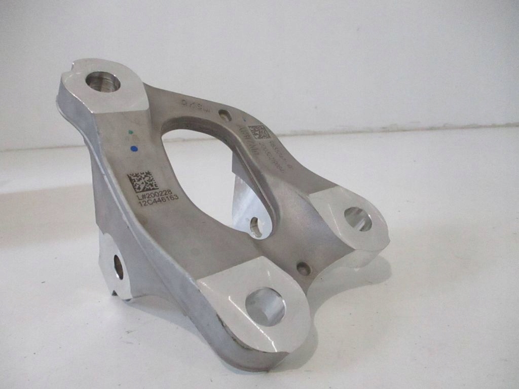 Peugeot 208 ii защита шарнир заднего рычага левая nowa оригинальная Доставка