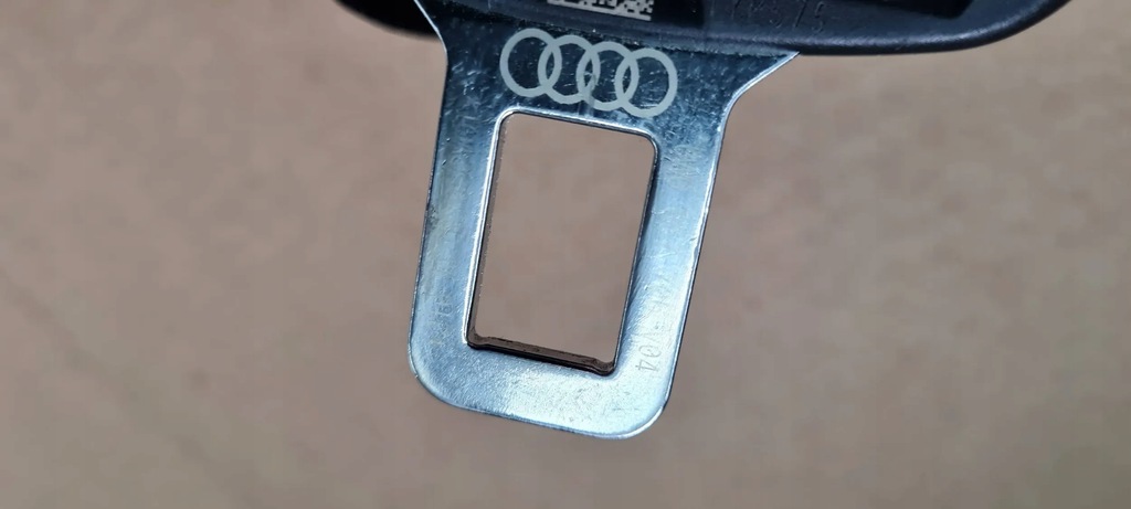 фото №7, A4 b9 8w pas безопасности правый перед 8w0857706 v04 a5 8w