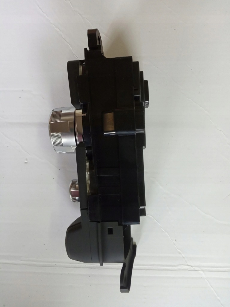 фото №2, Панель управление mazda ii 2 dj