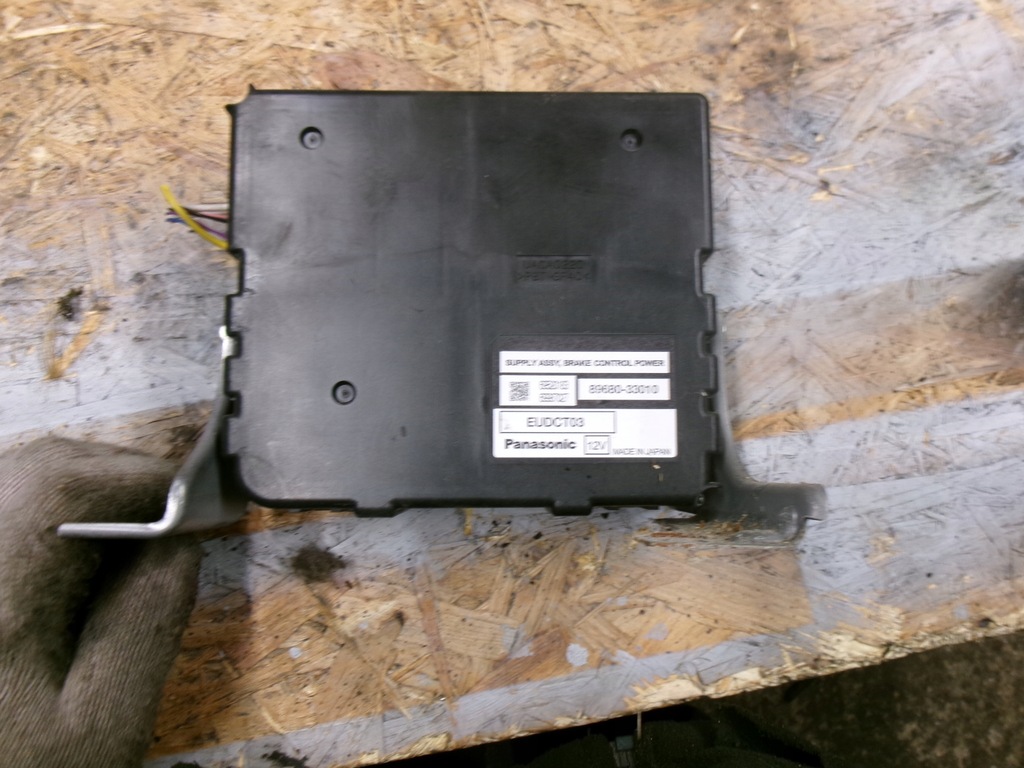фото №1, Toyota prius ii блок управления модуль тормоза 89680-33010