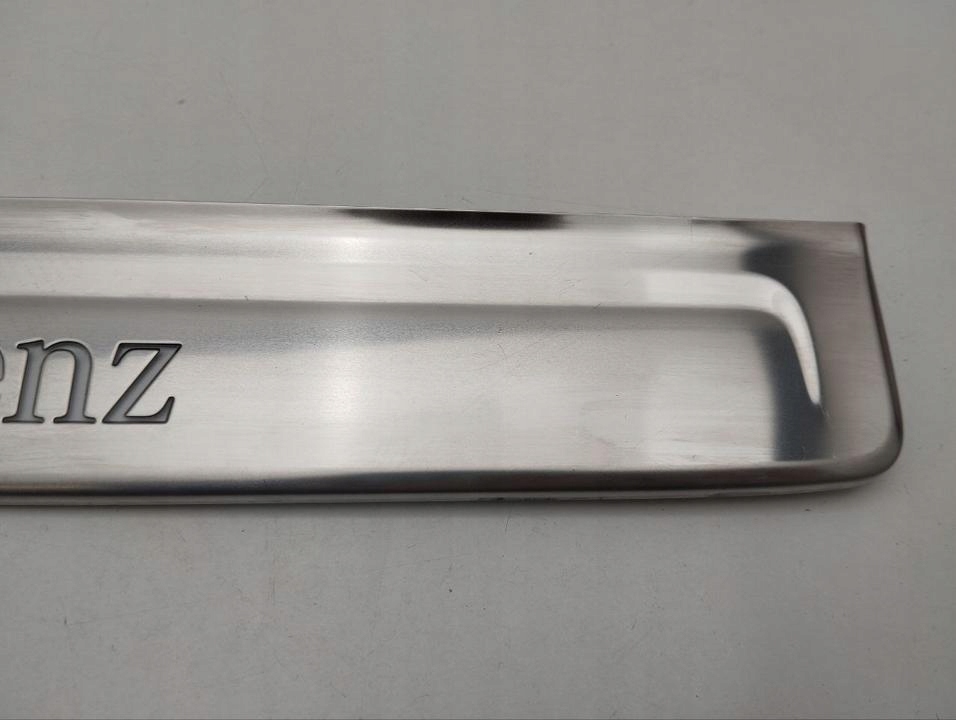 Молдинг порог mercedes-benz eqe v295 2023 с передний a2976801600 в Украине