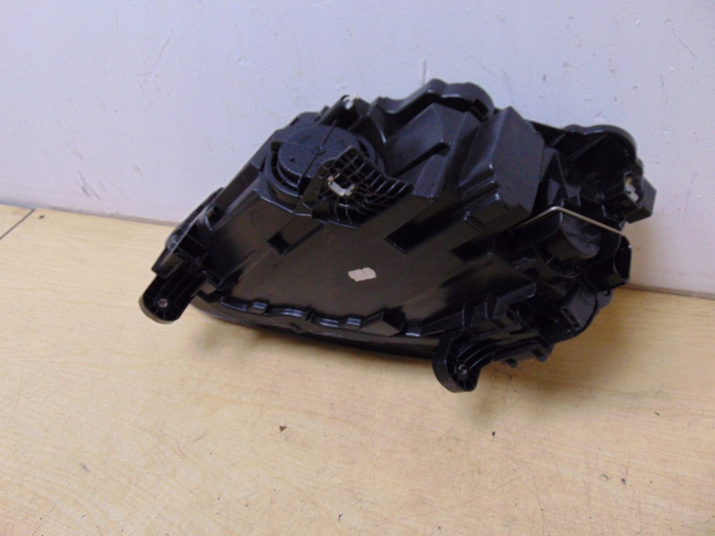 фото №9, Лампа права перед audi q2 81a941004 europa