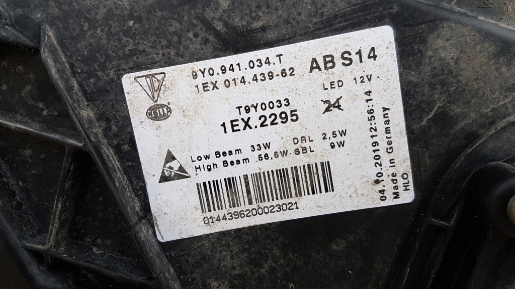 Фара перед правый  porsche cayenne 3 9y0 full led 9y0941034t Оригинал