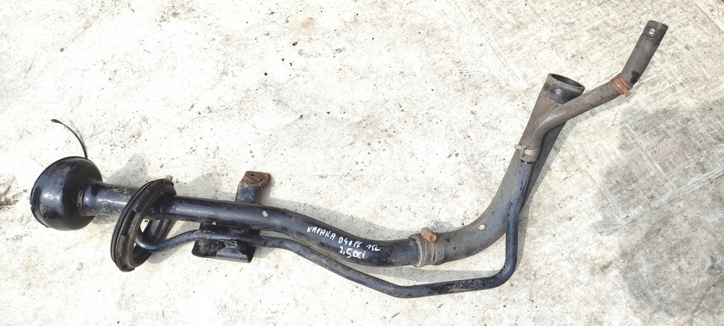 фото №7, Nissan navara d40 lift заливная горловина топлива крышка 2,5 dci 15r