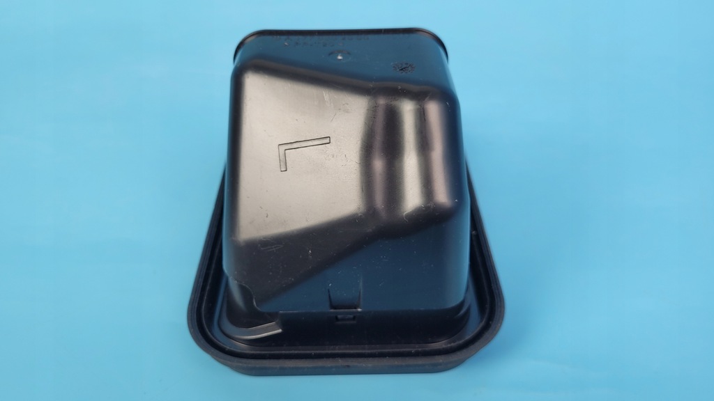 фото №5, Mercedes x247 glb 200 23r решітка вентиляційна ліва a1778302000