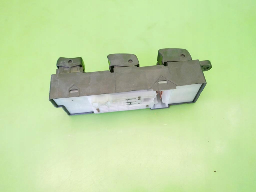 фото №9, Перемикач панель лівий перед nissan x-trail i t30