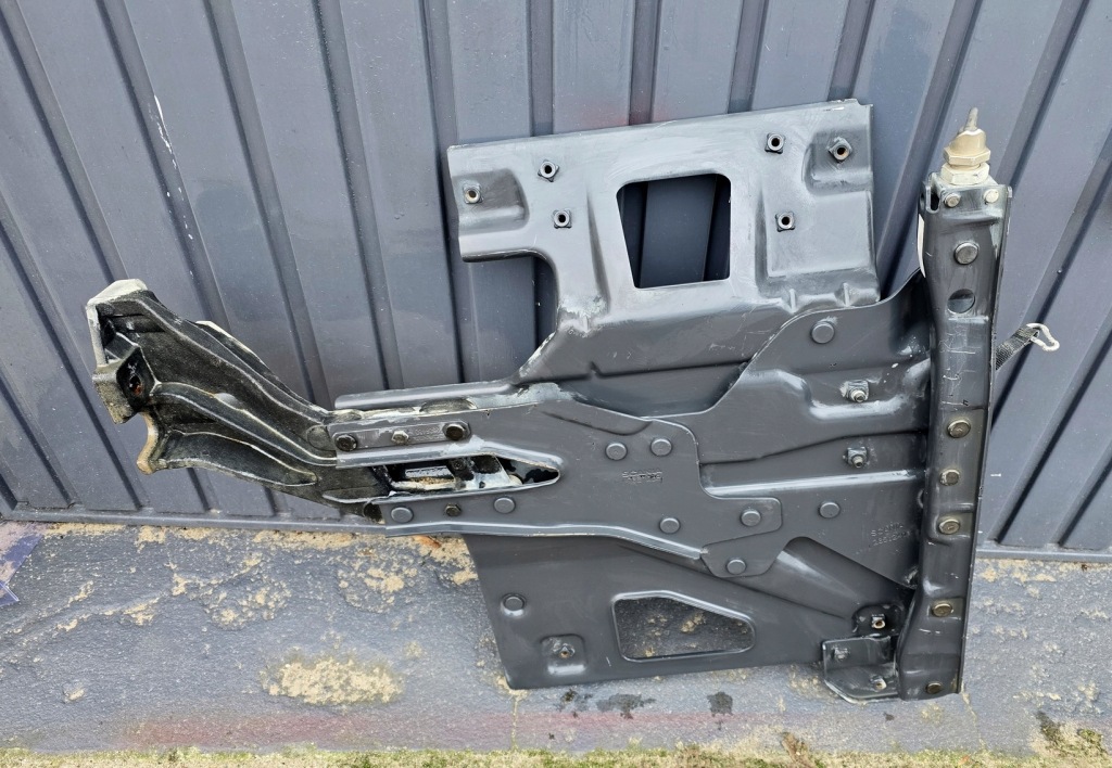 фото №1, Кронштейн кронштейн крила осушувача scania r s