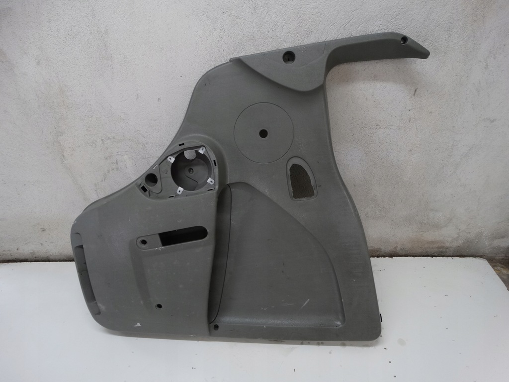 фото №1, Обшивка дверь правый перед renault master ii 04-10r.