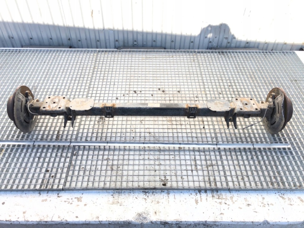 Купить Балка задний  renault master iii bus 555115839r задняя, подвеска