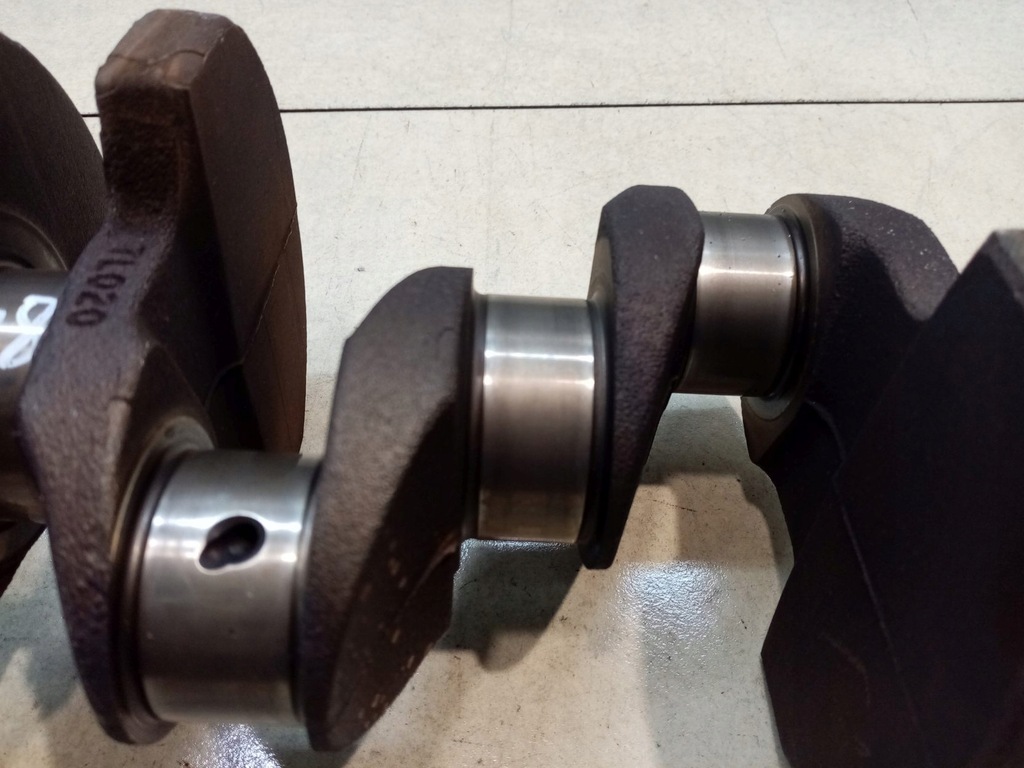 фото №4, Wał колінчастий seat altea 1.6 050105189b