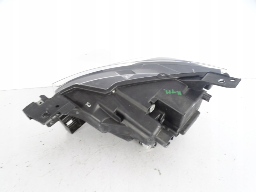 фото №4, Лампа перед передня права mazda cx3 10 pin