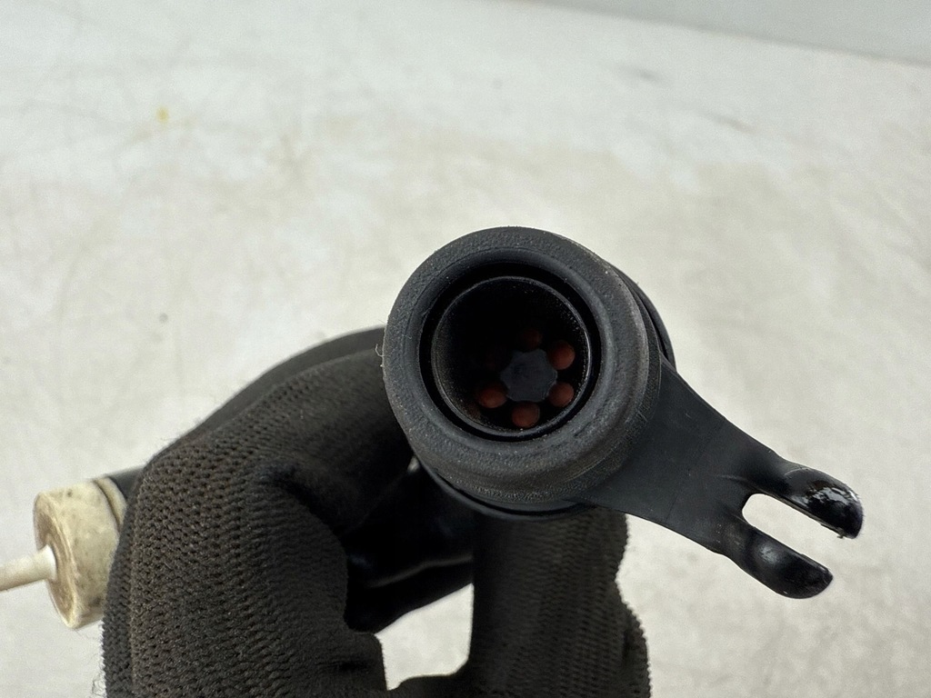 фото №7, Audi a3 s3 8p 2007 шланг / wąż вакууму