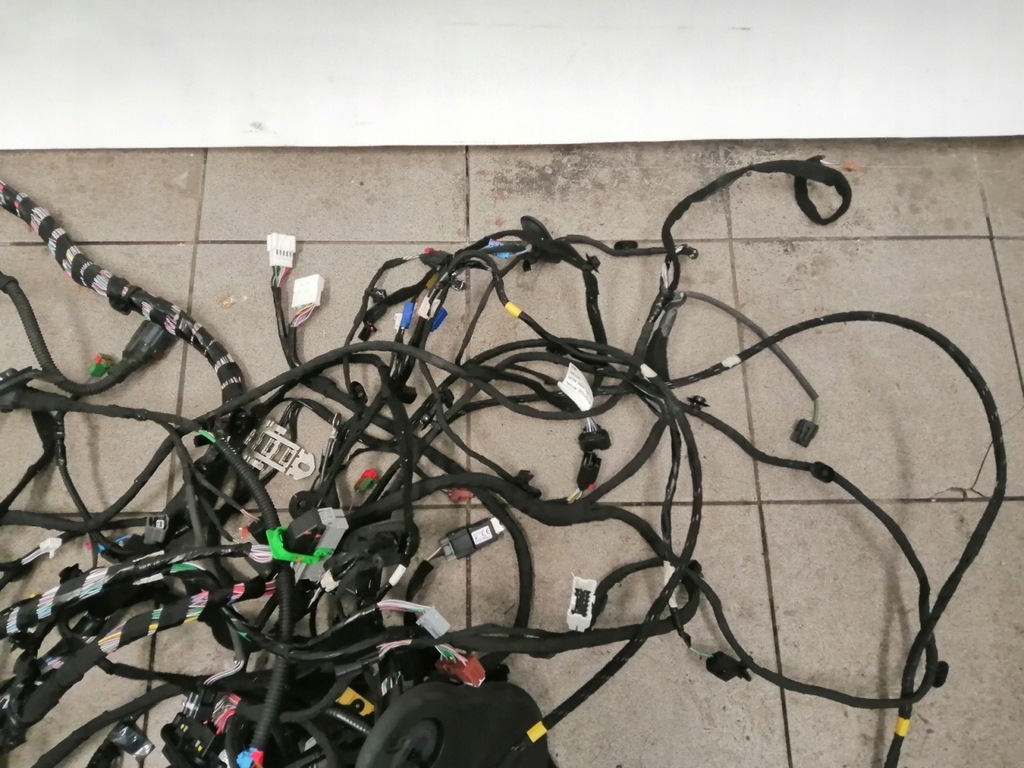 фото №8, Электропроводка жгут салона renault espace v 2.0 dci