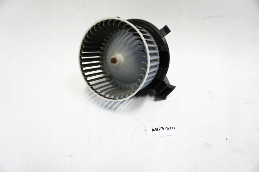 фото №1, Воздуходувка renault twingo iii 1.0 sce ee797001