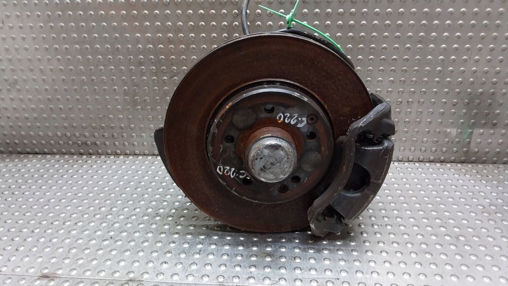 фото №1, Поворотний кулак ступиця супорт лівий перед 20900 mercedes w203 w209 slk r171 2.2cdi