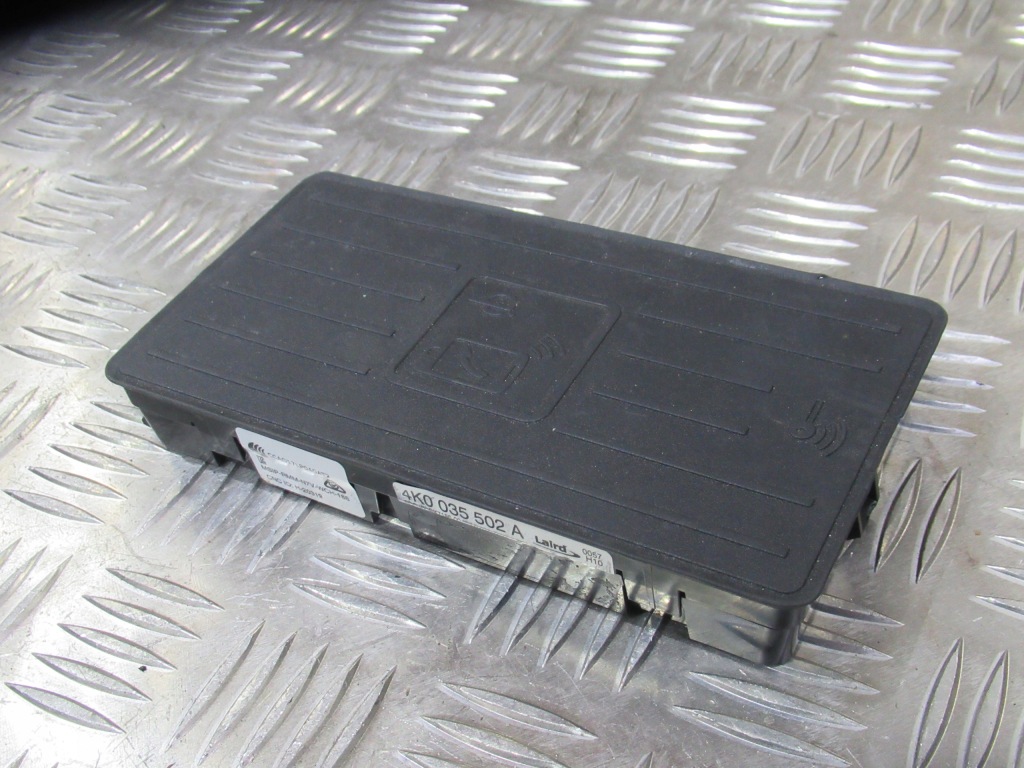 фото №1, Audi зарядное устройство индукционная 4k0035502a