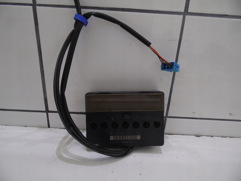 фото №1, Помпа модуль сидіння mercedes s w220 2208001278