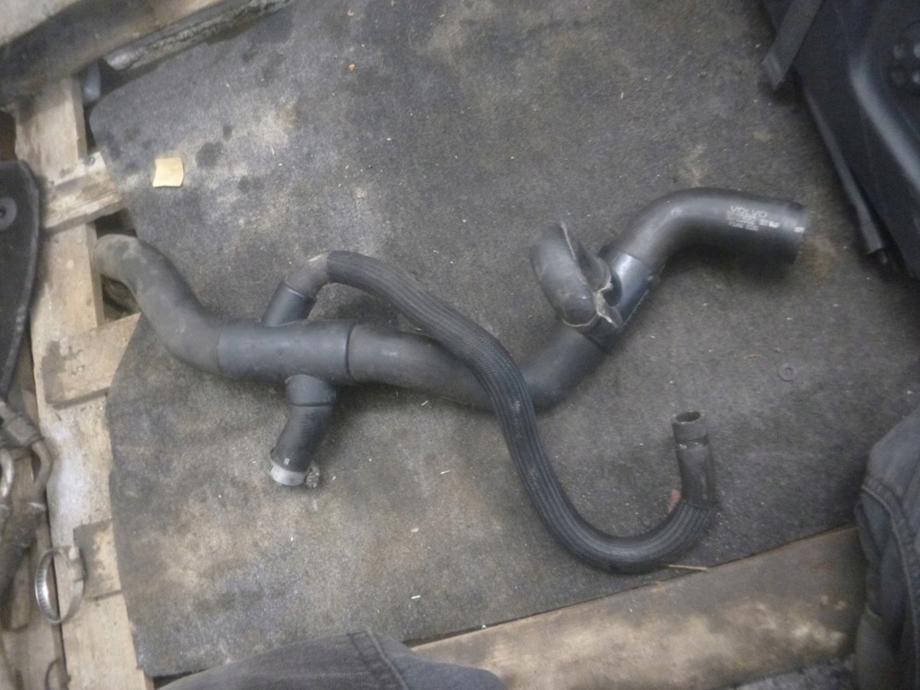 фото №1, Volvo s40 ii v50 wąż труба радиатора 30723082