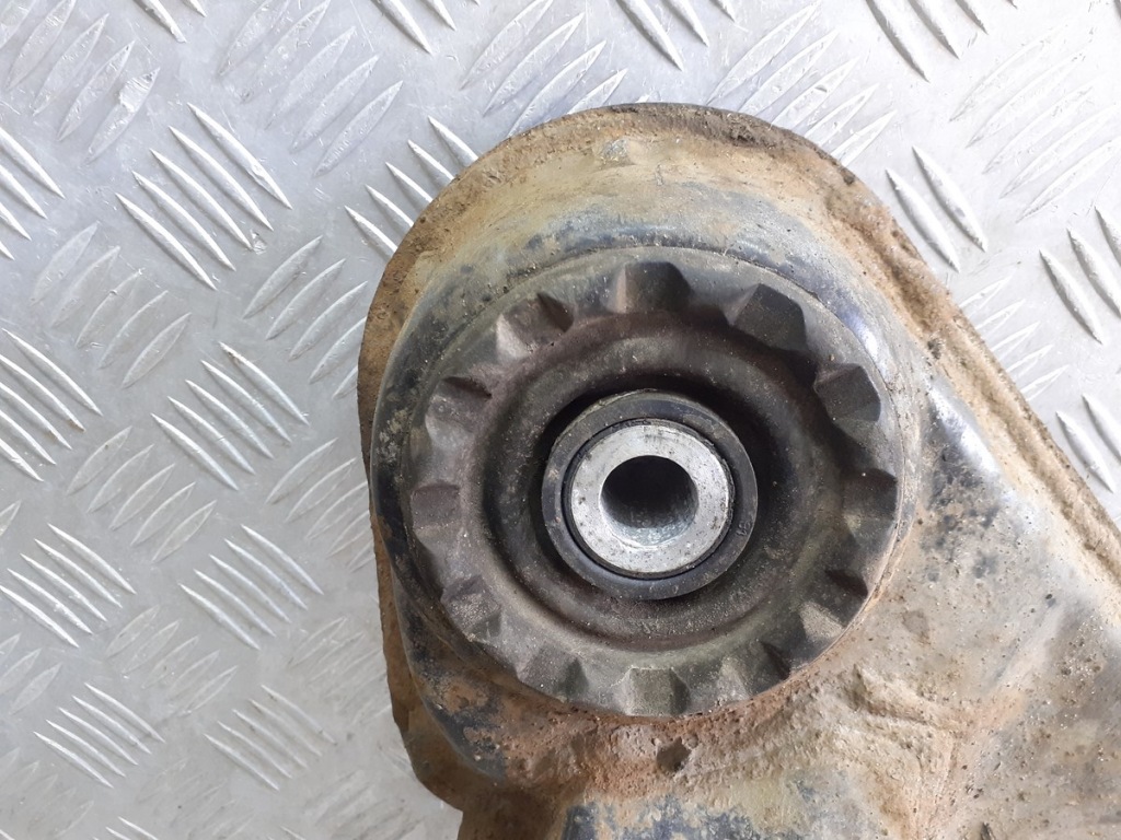 фото №5, Підрамник поперечина перед opel omega b 2.0 16v