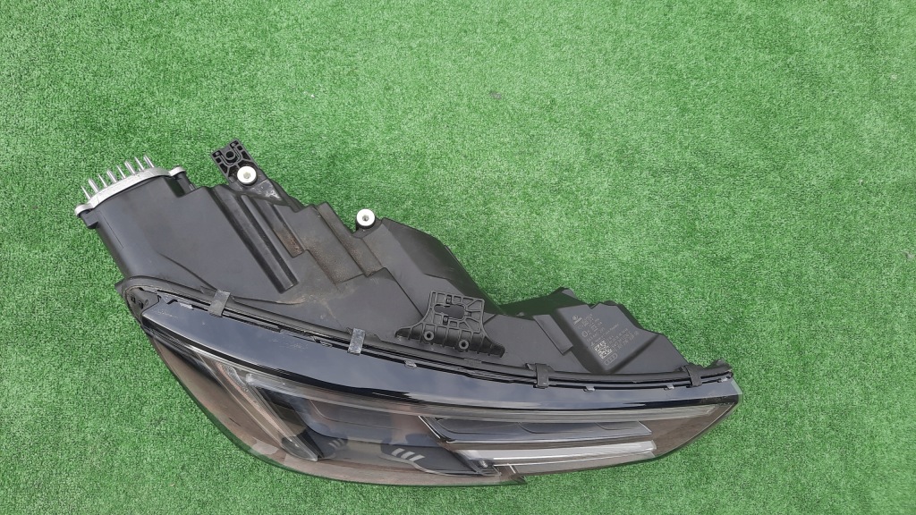 фото №3, Audi a4 rs4 8w0 full led matrix лампа передняя