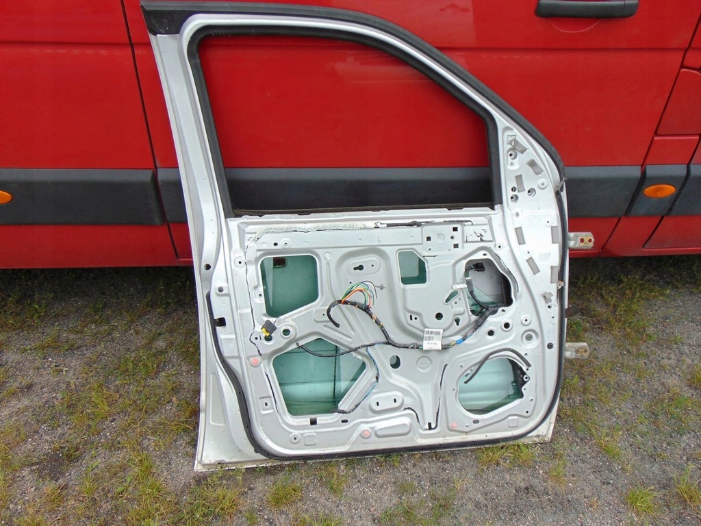 фото №13, Дверь левый перед nissan navara pathfinder серебристый