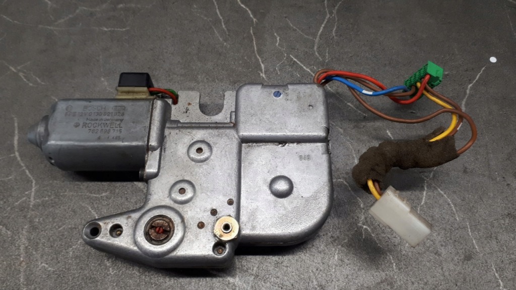 фото №1, 762696715 моторчик люк peugeot 306