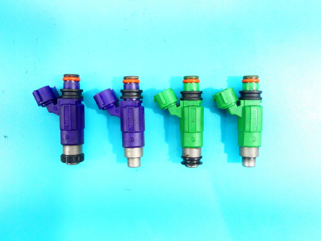 фото №1, 4x форсунка mazda premacy 2.0 16v