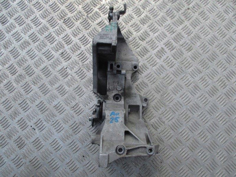 Купить Кронштейн генератора 03l903143r, 2.0 tdi, cgl, audi a5