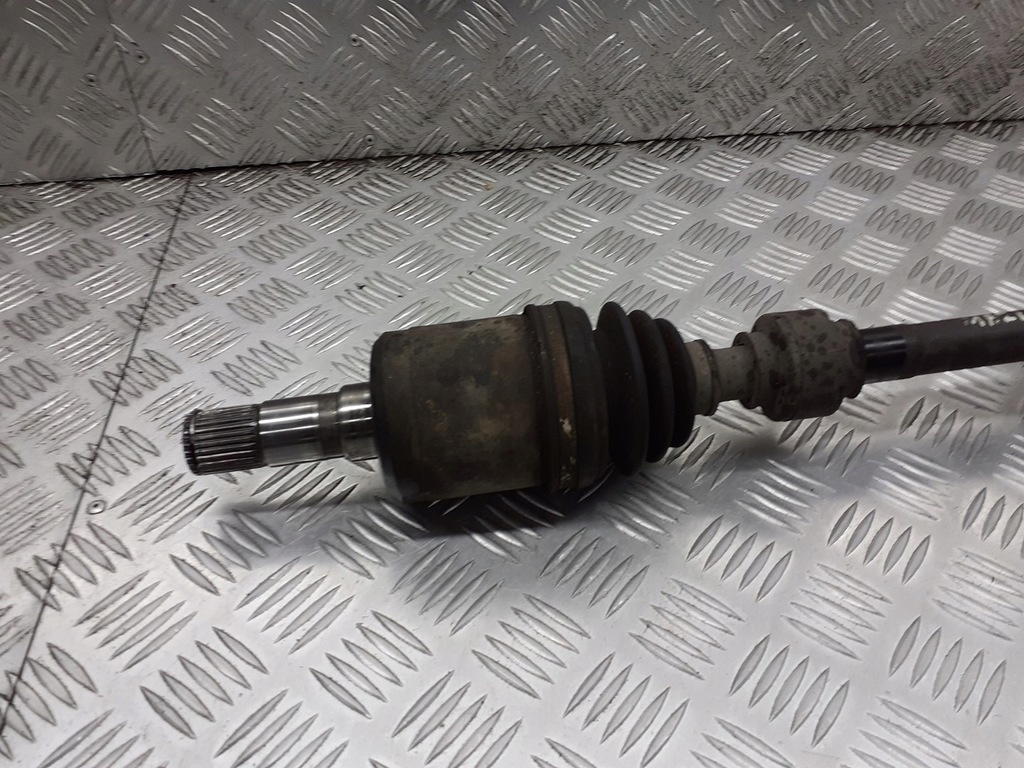 фото №2, Приводной вал левая передняя mazda 6 2.0