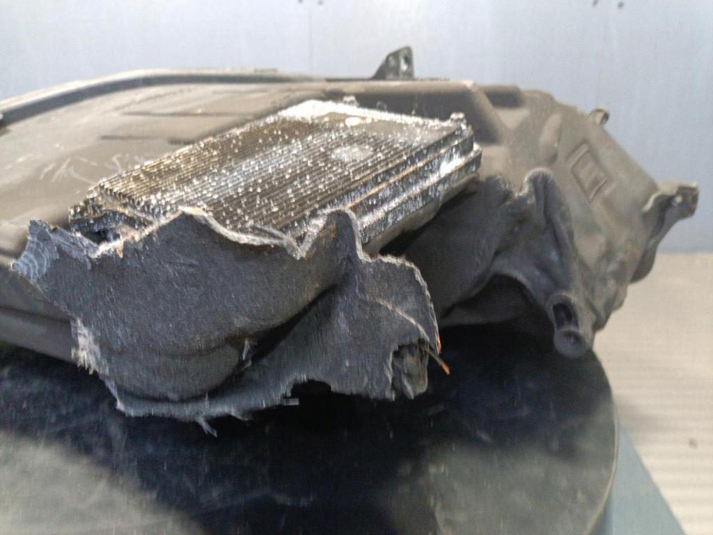 Фара лівий перед європа led 0020203810 рестайлінг  tesla model s Ціна