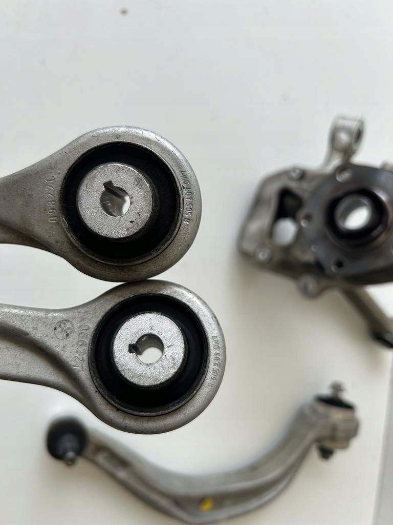 фото №5, Audi q5 80a поворотный кулак рычаг лапа ступица