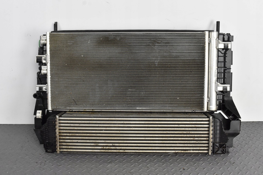 фото №1, Комплект радиатор wody кондиционер вентилятор интеркулер 8596237 bmw f40 f44 f39