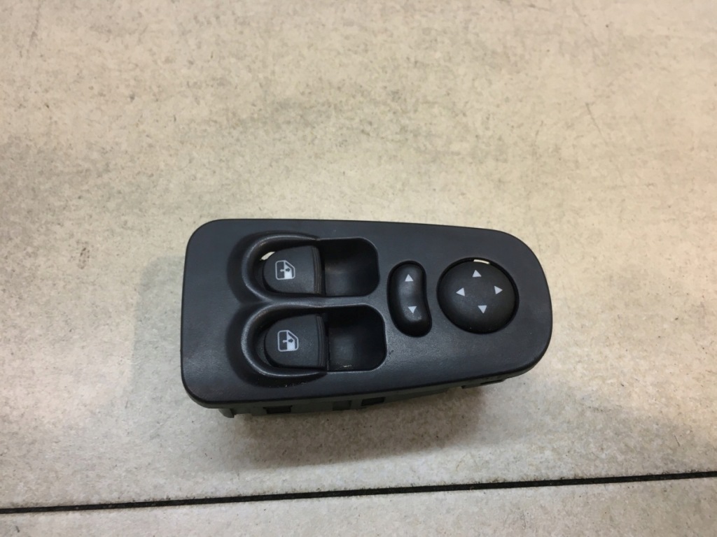 фото №1, Панель окон левый lancia ypsilon ii 735360605