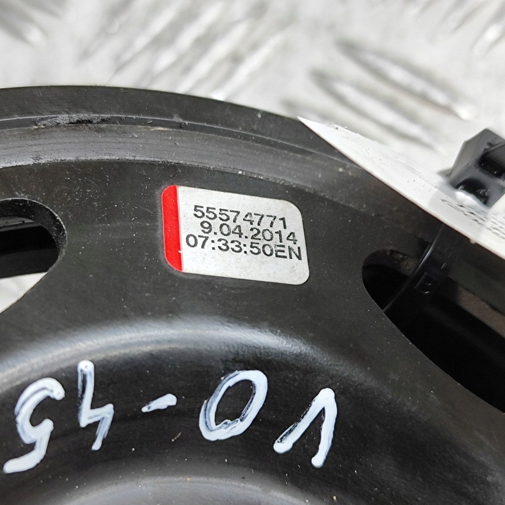 Opel astra j 2011 шків колінчастого вала колінчастого Недорого