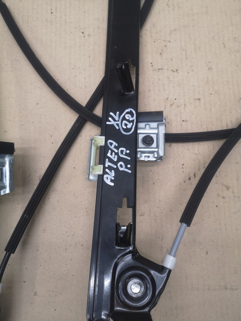 фото №8, Подъемник стекло правый перед seat altea xl