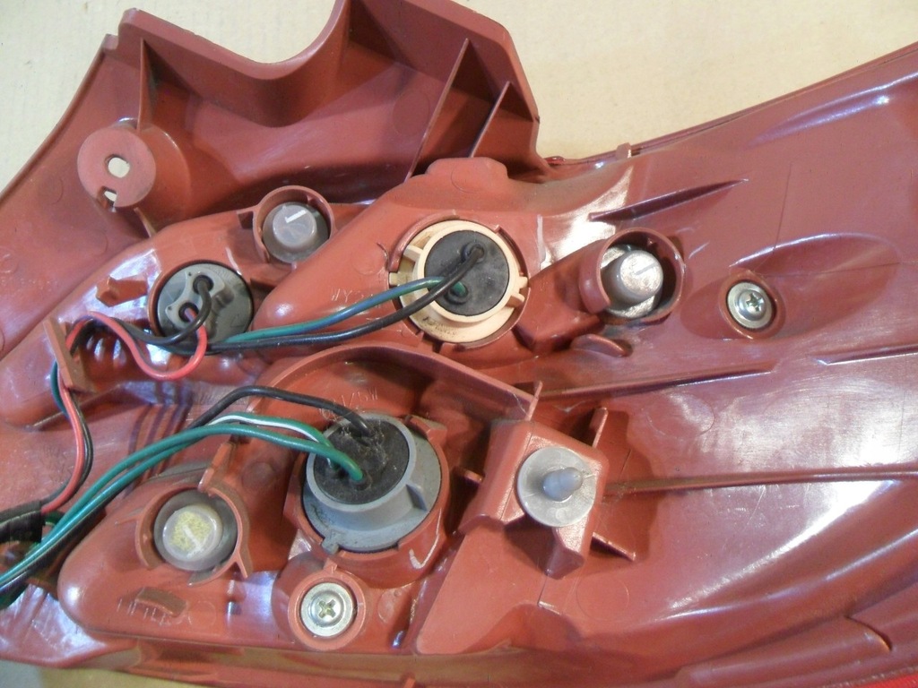 фото №16, Лампа ліва задня mazda 2 ii хетчбек europa