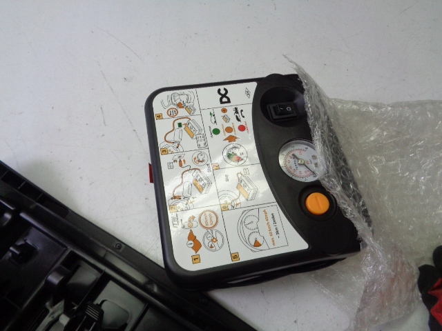 Набір ремонтний колеса помпа клей smart fortwo a453 eq electric 2021 rok Оригінал