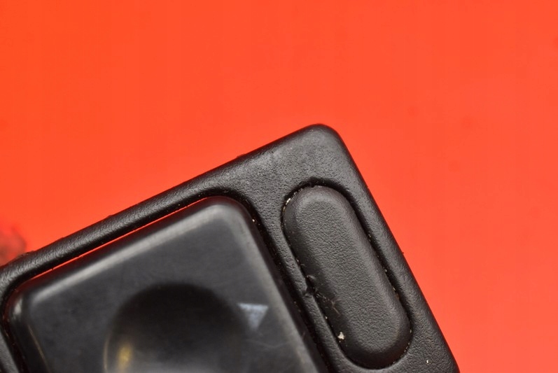 фото №11, Панель регулювання дзеркал subaru forester 1 i 97-00