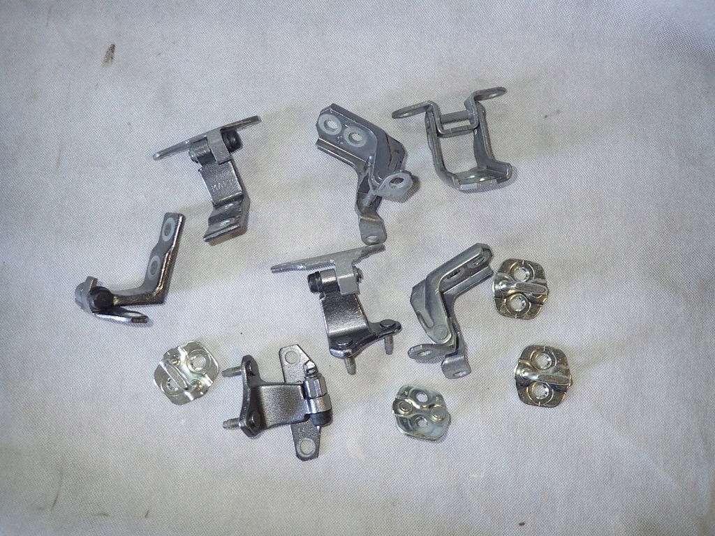 фото №1, Dw infiniti q70 петля двері