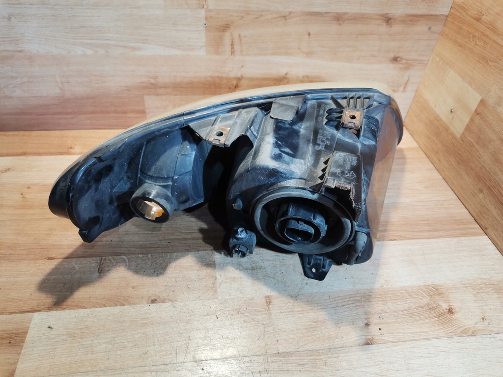 фото №10, Лампа левый перед chrysler voyager iv 04857701ab