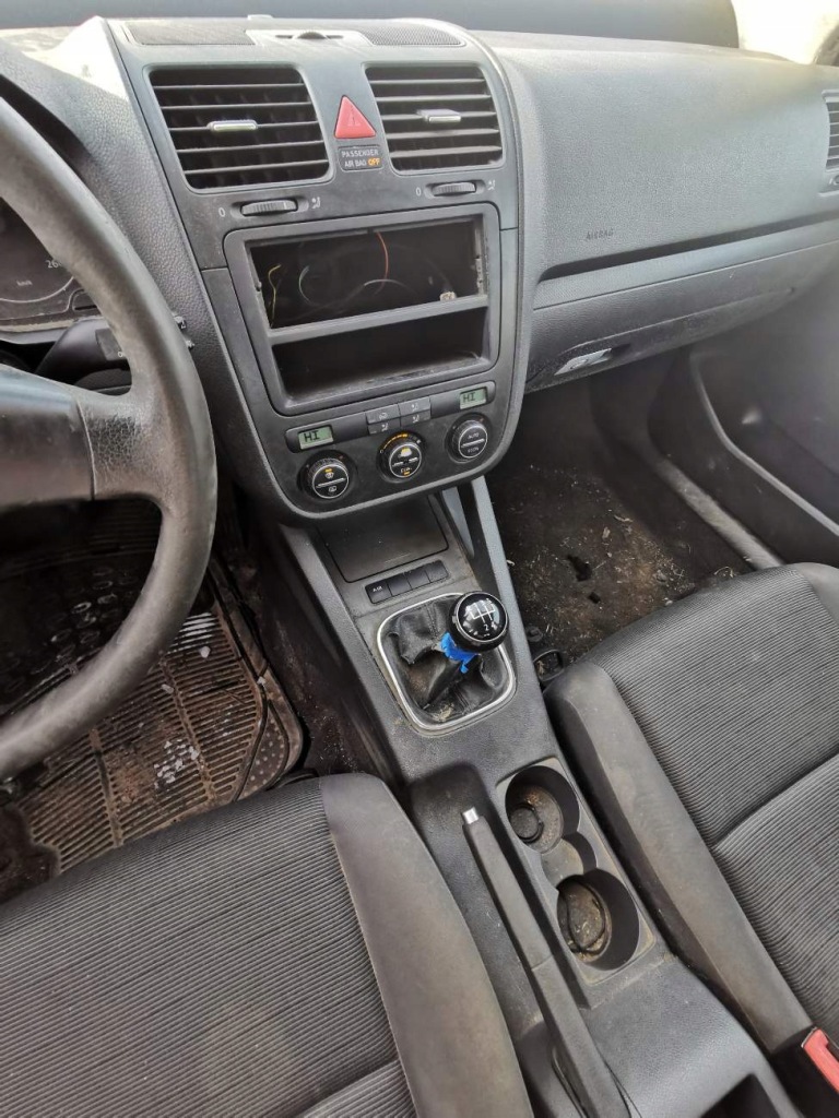 Купити Volkswagen golf двигун кришка обігрівача 2006 1.9l 0132801345 983389hd