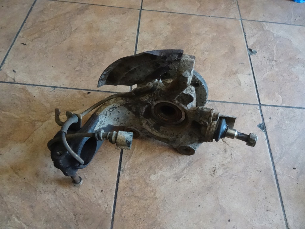 фото №4, Galaxy mk2 1.9tdi 05' поворотный кулак ступица правый перед