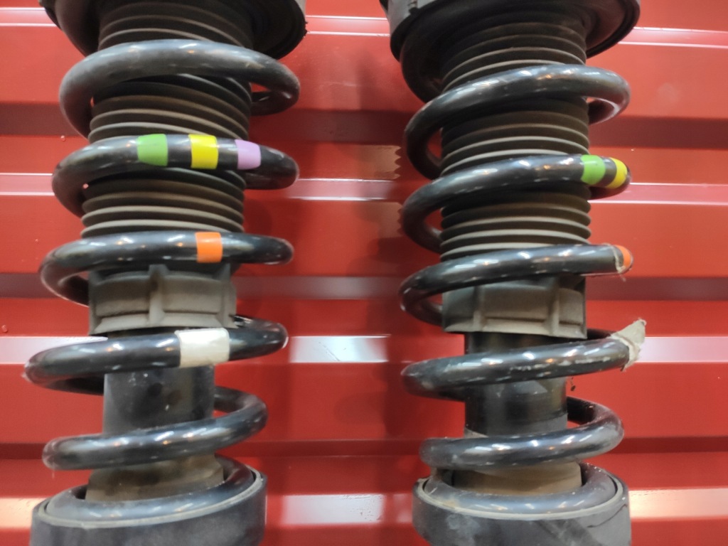 Jaguar xf 2 x260 3.0d амортизатор амортизаторна стійка правий ліве перед оригінал Оригінал