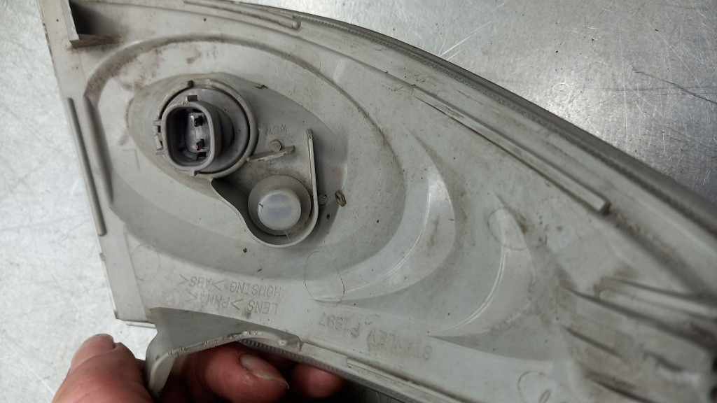 фото №5, Поворотник левый mazda premacy